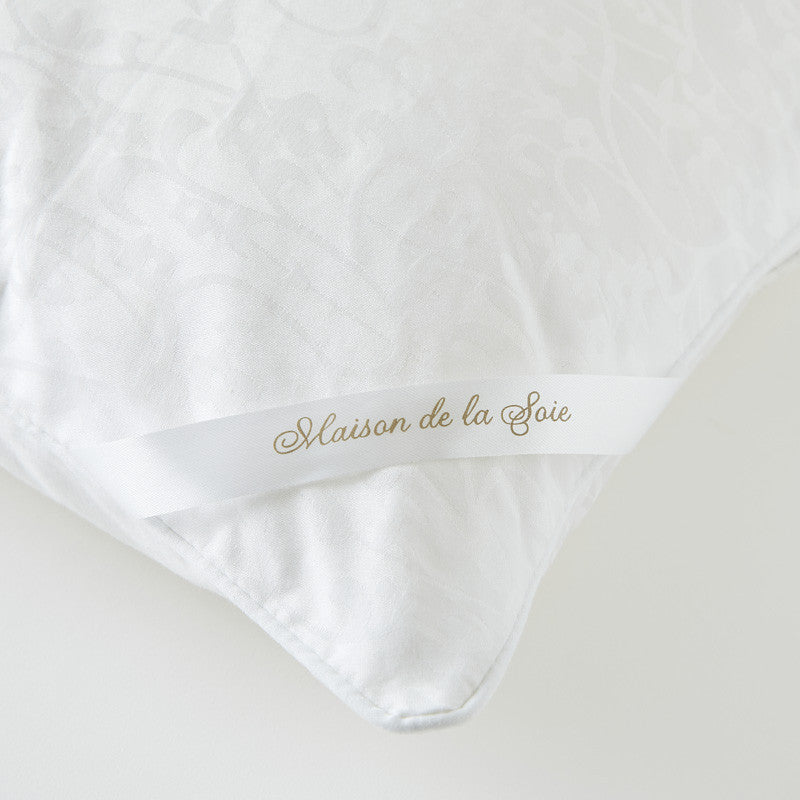 Almohada de carbón de seda y bambú. Maison de la Soie