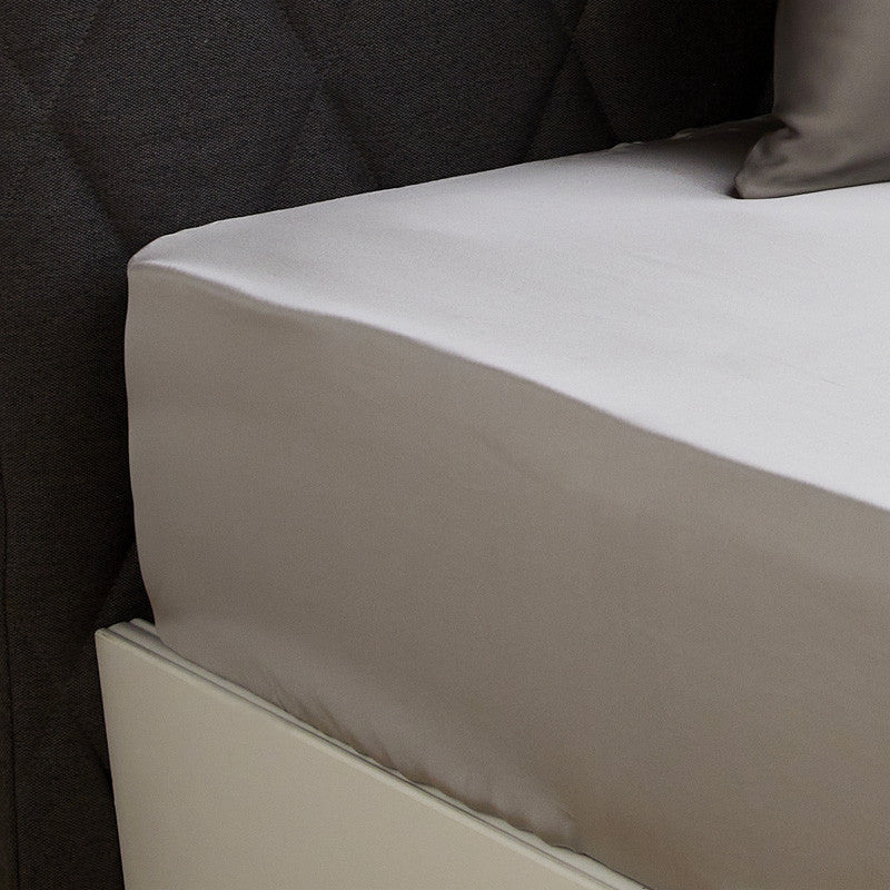 Fitted Sheet in 19 momme silver silk