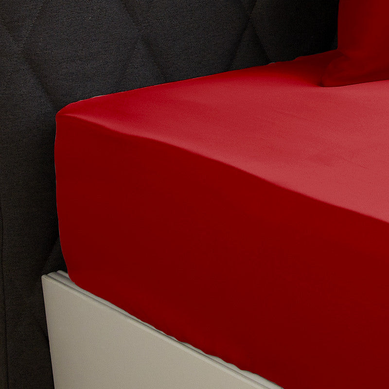 Fitted Sheet in 19 momme red silk
