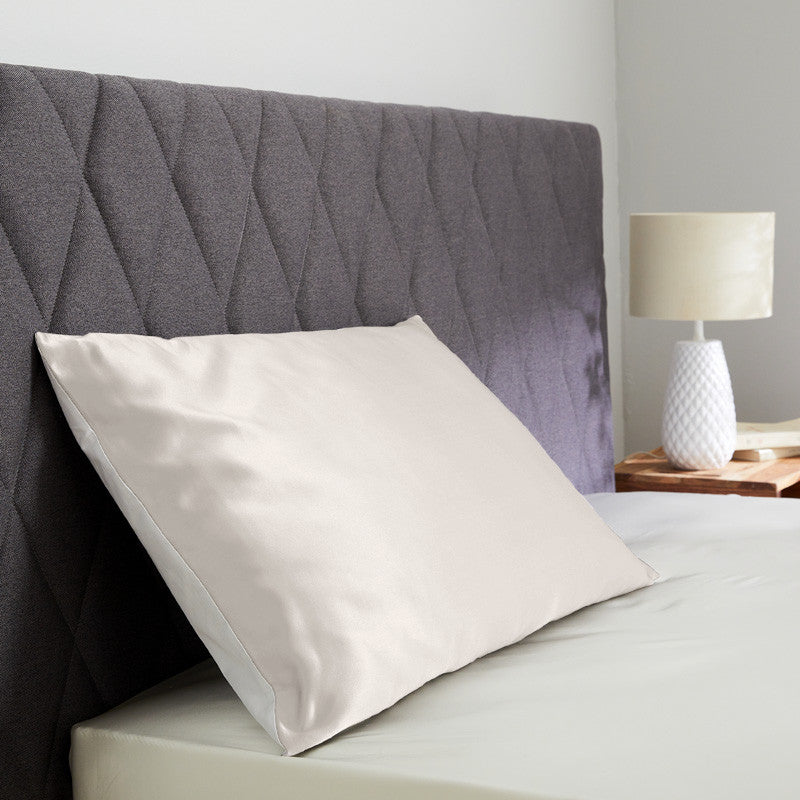Funda de almohada de seda y algodón marfil