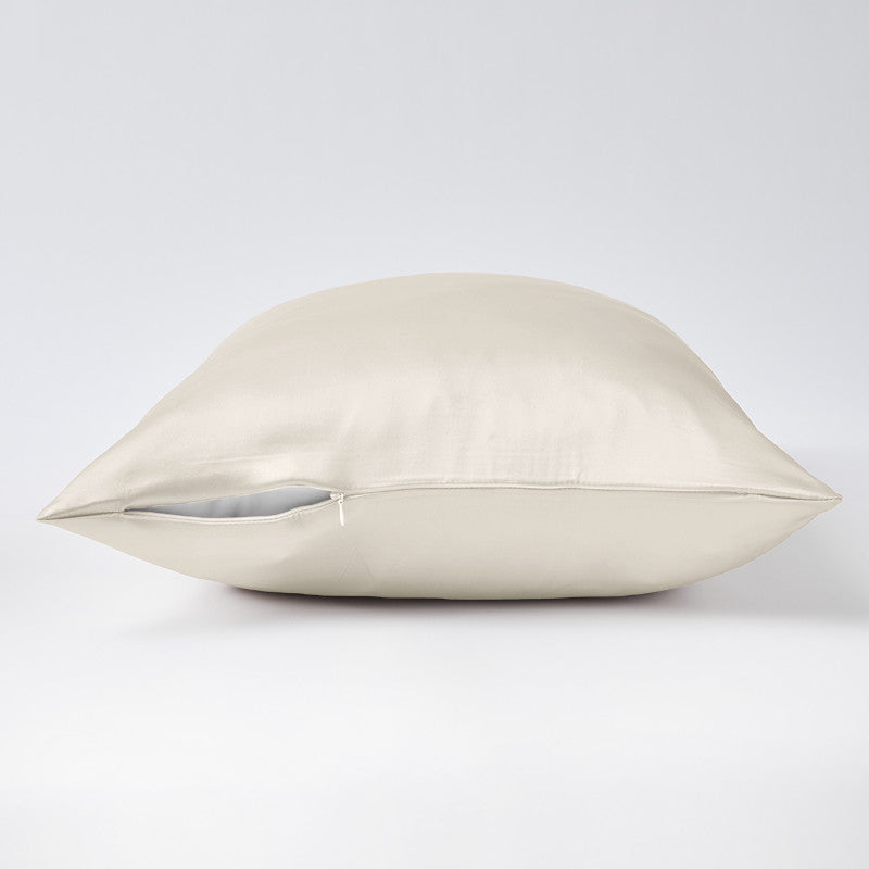Ivory edgeless pillowcase 19 mommes zip open