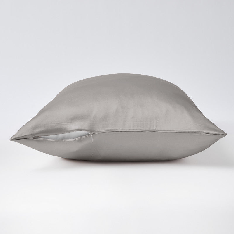 19 mommes silver edgeless pillowcase zip open