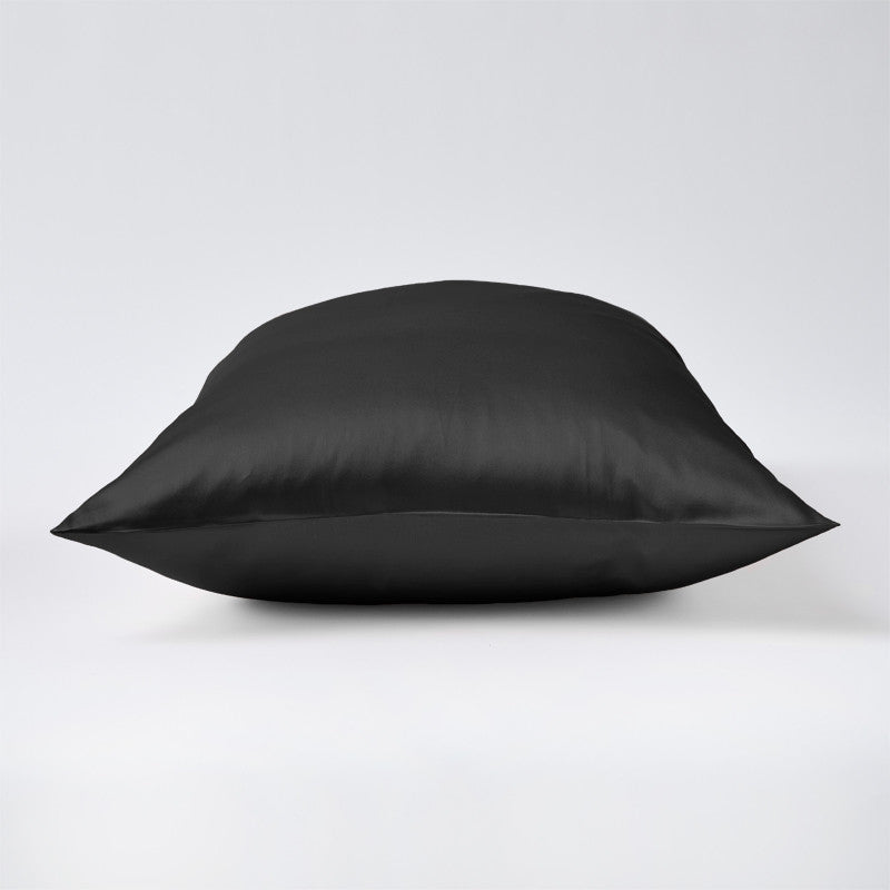 Pillowcase without edges black 19 mommes 2