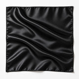 Carré de soie Noir confectionné en France 🇫🇷