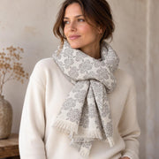 Bufanda de flores de algodón orgánico, lana merino y seda fabricada en Francia